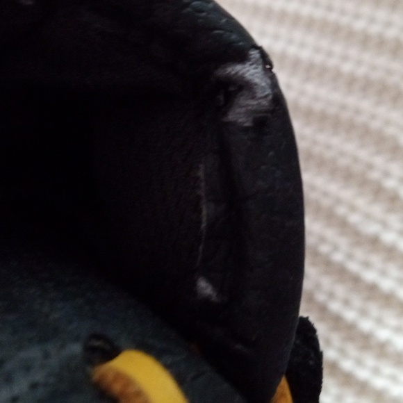 DeMarini Rouge Baseball Mitt - Picture 12 of 15